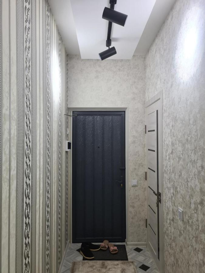 2-Х Комнатная Квартира Tashkent Esterno foto
